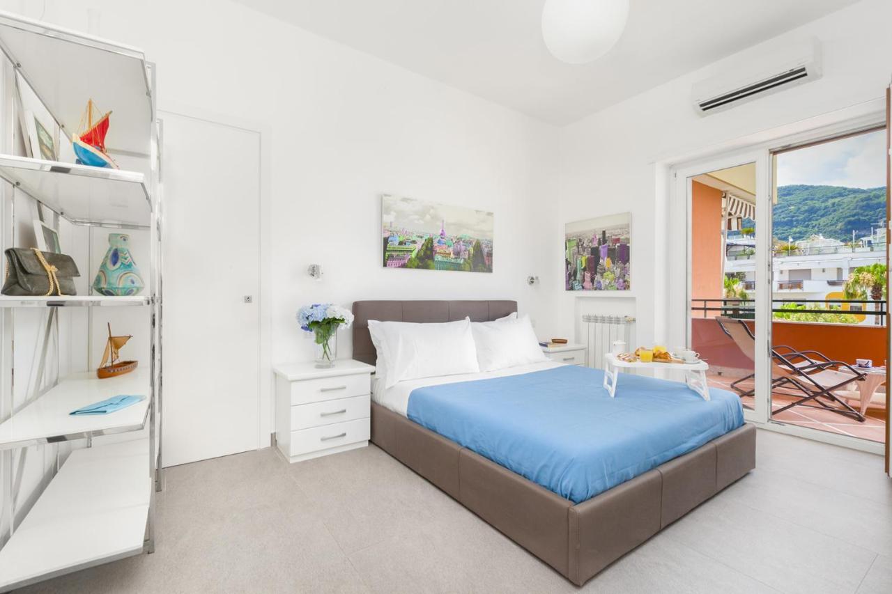 Amore Rentals - Casa Katia Sorrento Exteriör bild